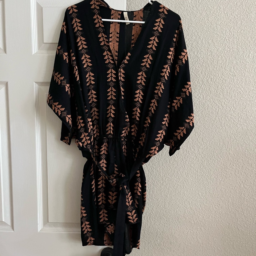 Black and Brown Patterned Kimono Dress